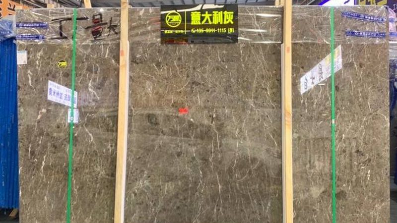 在成都文化石批发市场挑选文化石时，应注意以下要点：